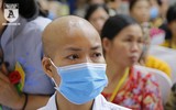 Xúc động những hình ảnh bệnh nhân nghe giảng về ý nghĩa lễ Vu lan